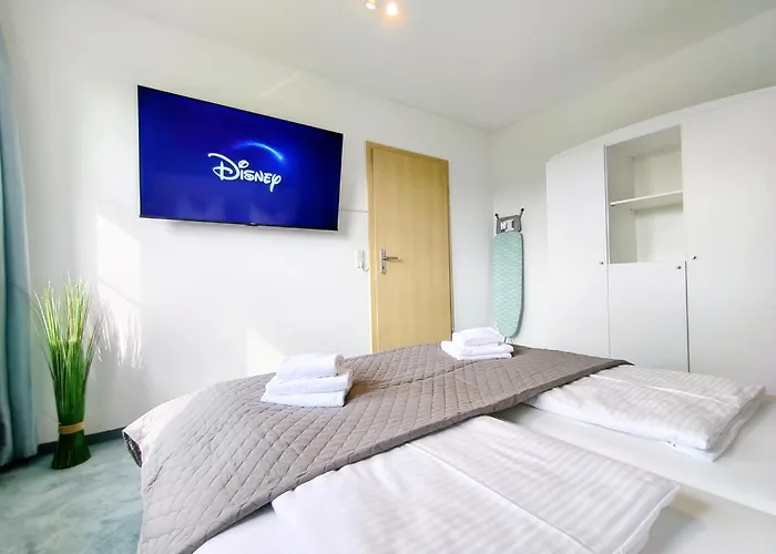 Seeblickapartment Fuer Bis Zu 12, Nuernberg & Schwabach In 30-35 Minuten Zu Erreichen, Sauna, Arbeitsplatz, Dachterrasse & Grill